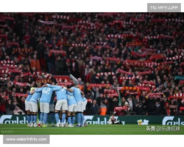 曼城新援格伊化身后防基石，安菲尔德漫天嘘声成动力，对阵利物浦贡献关键防守